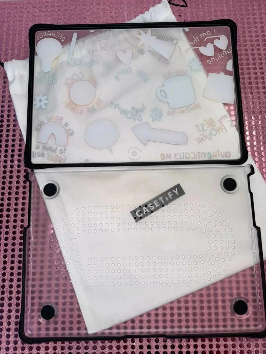Carcasa para MacBook Pro de 14 pulgadas m1 a m4 casetify poco uso – photo 5